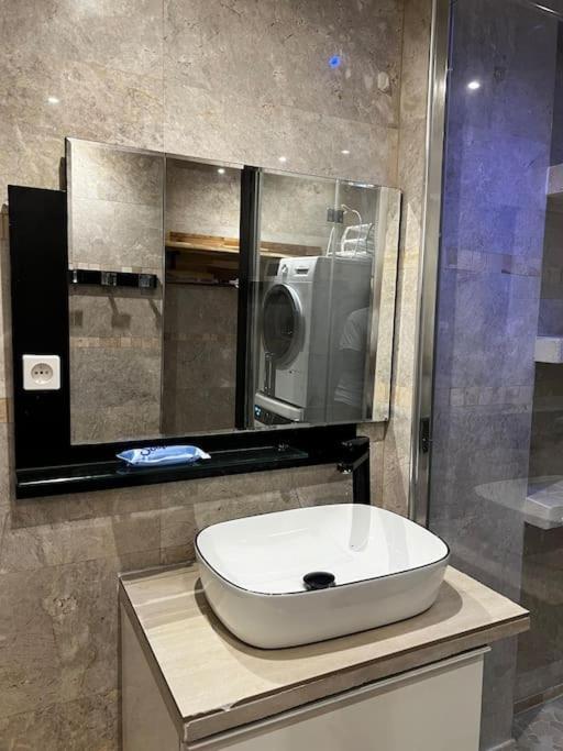 Appartement Convivial Pour Sejourner لو كرملين-بيستر المظهر الخارجي الصورة